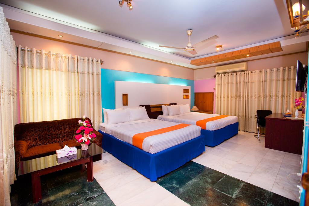 Hotel Golden Deer Dhaka Esterno foto